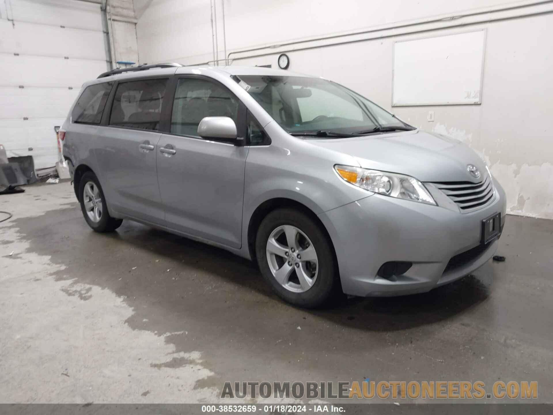 5TDKZ3DC9HS839318 TOYOTA SIENNA 2017