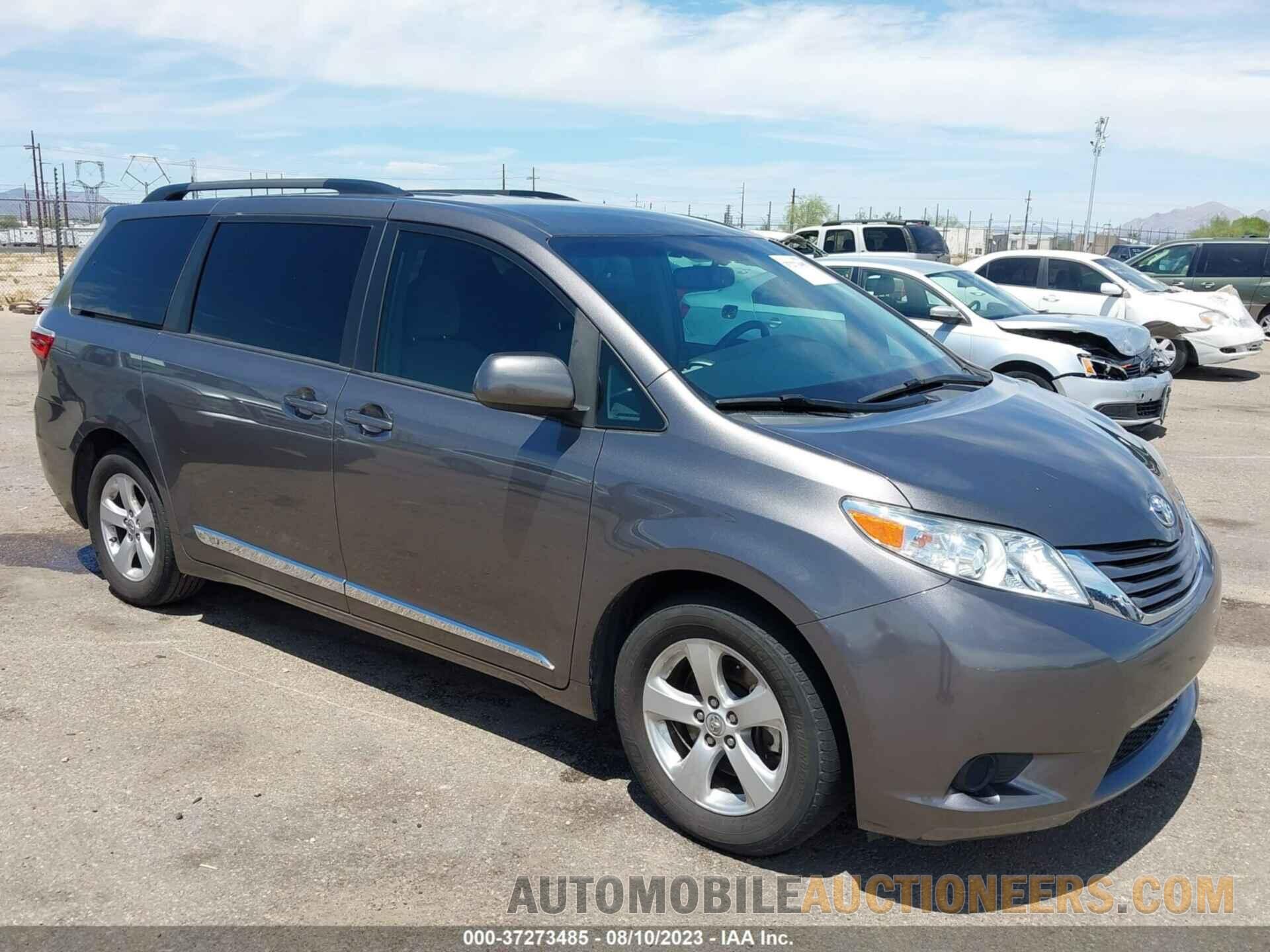 5TDKZ3DC9HS856670 TOYOTA SIENNA 2017