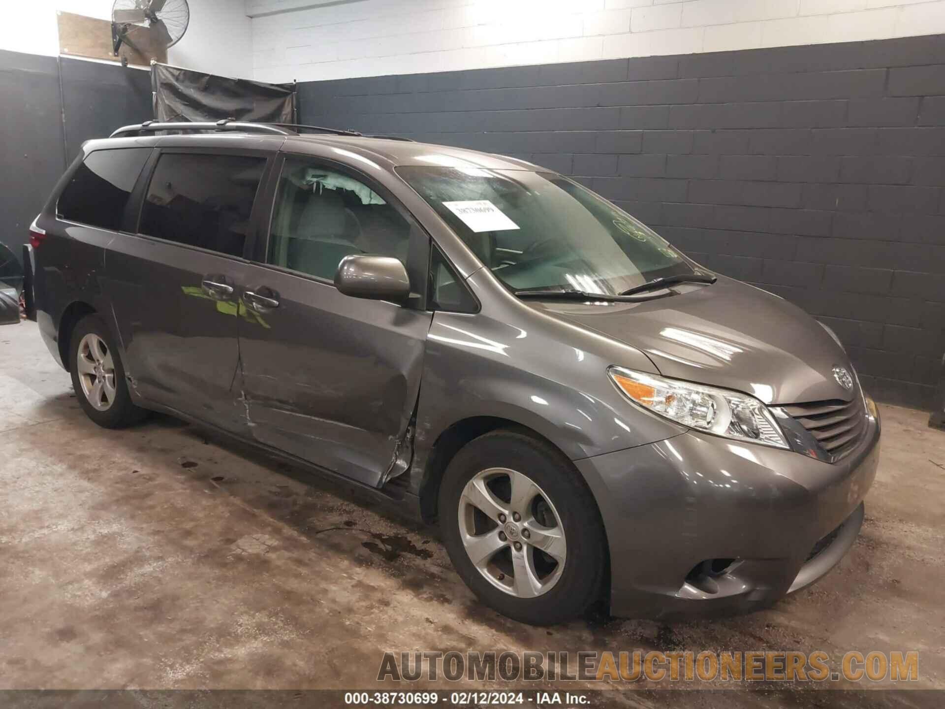 5TDKZ3DC9HS868107 TOYOTA SIENNA 2017