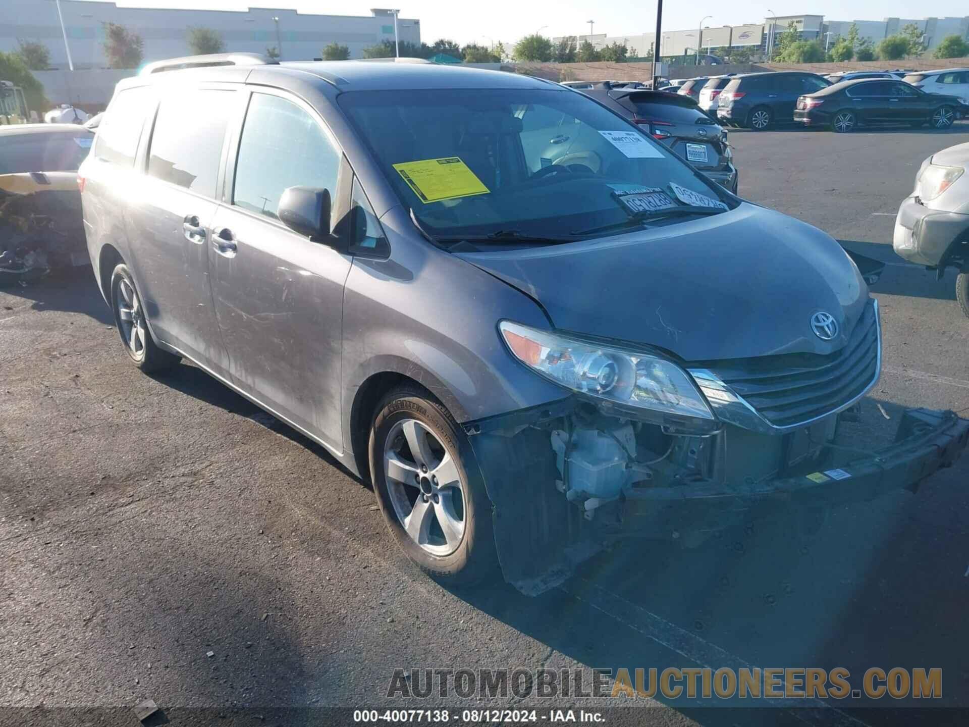 5TDKZ3DC9HS875414 TOYOTA SIENNA 2017