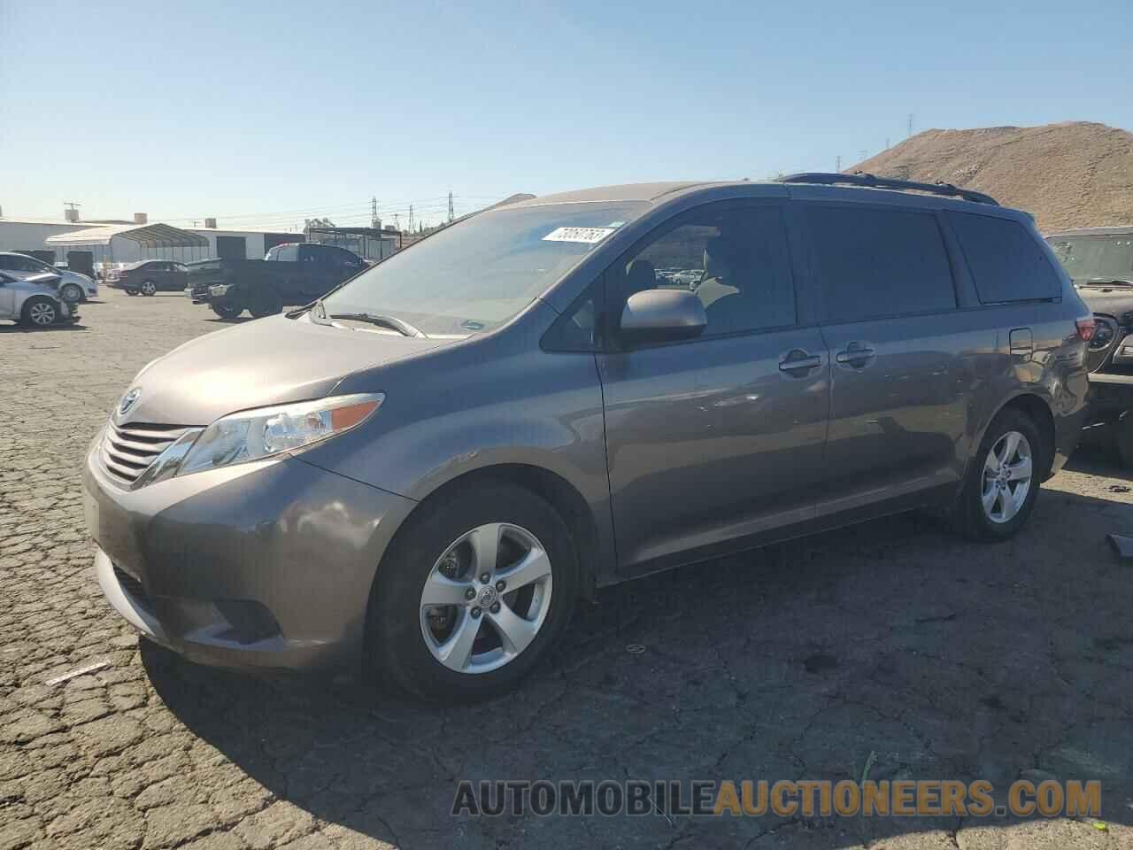 5TDKZ3DC9HS885988 TOYOTA All Models 2017