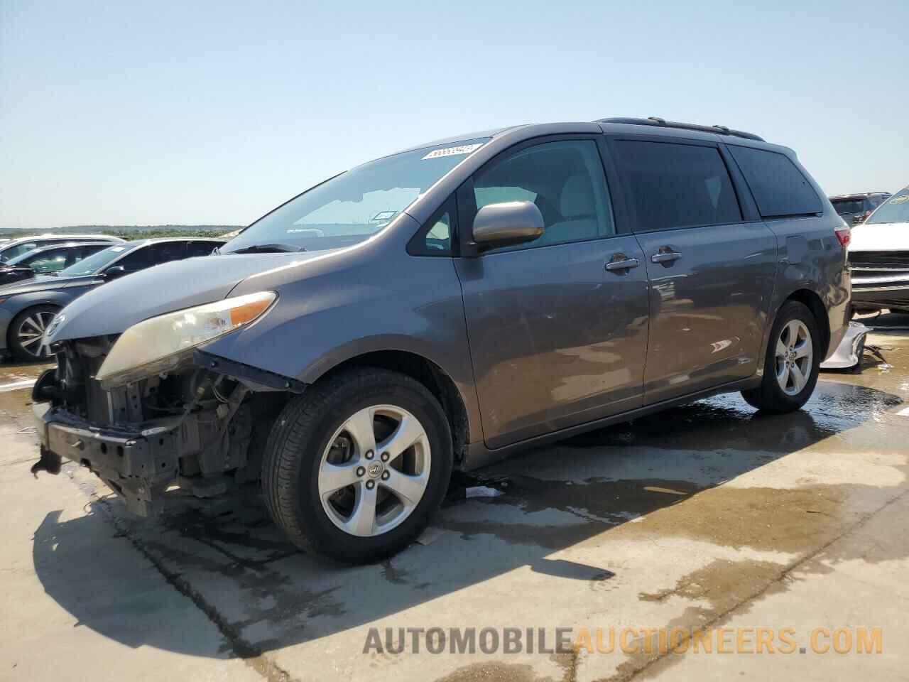 5TDKZ3DCXHS779842 TOYOTA All Models 2017