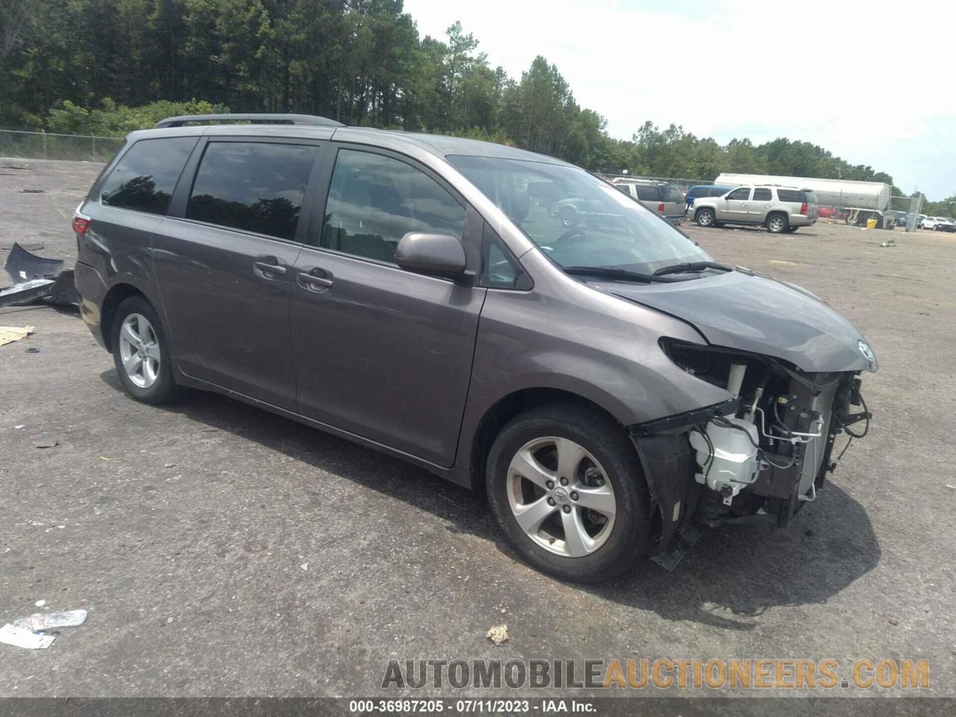 5TDKZ3DCXHS781347 TOYOTA SIENNA 2017