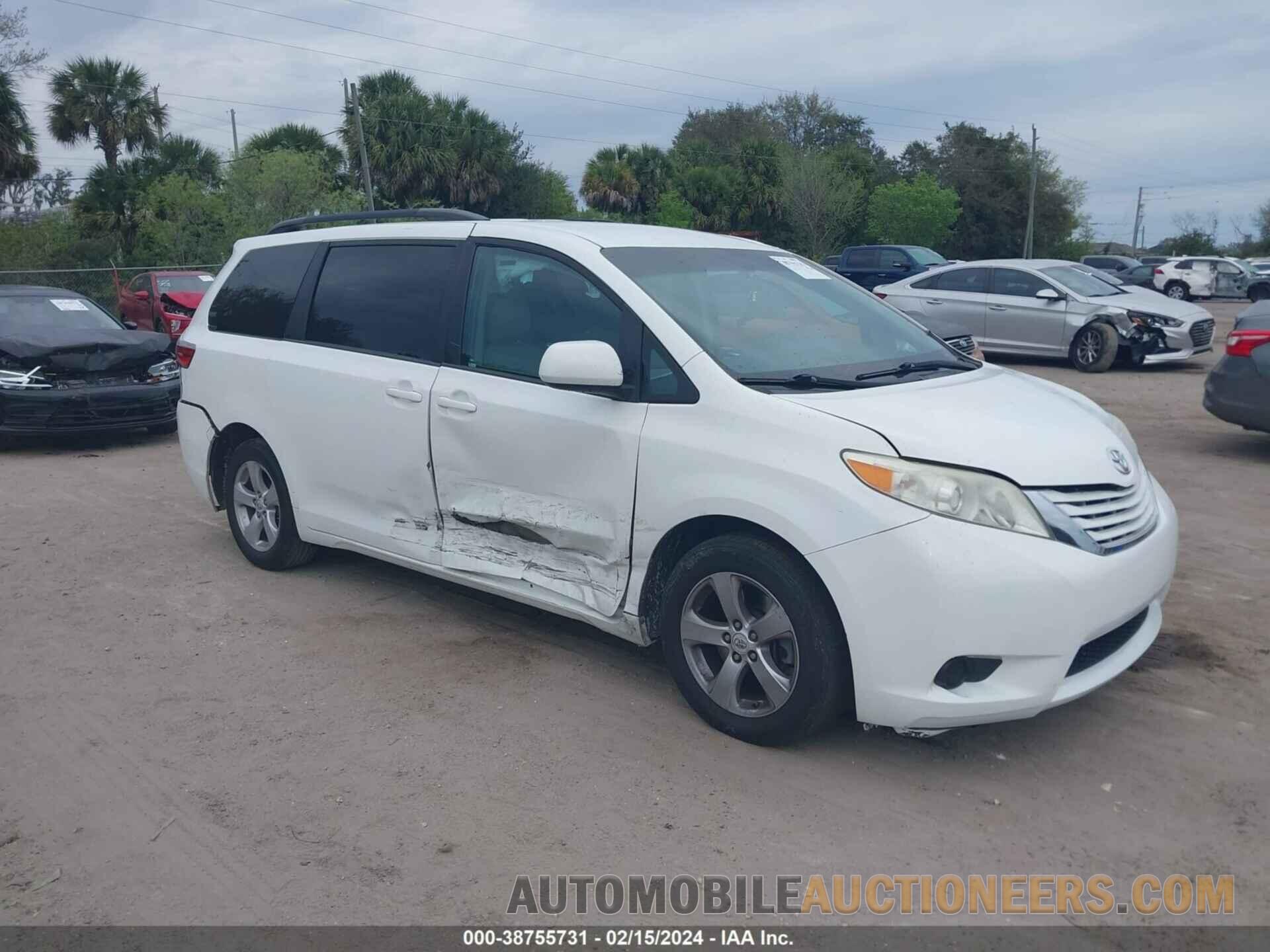 5TDKZ3DCXHS783406 TOYOTA SIENNA 2017