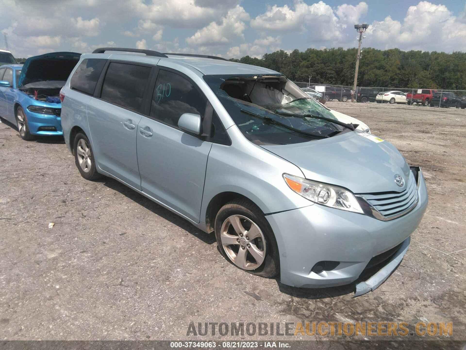 5TDKZ3DCXHS784328 TOYOTA SIENNA 2017