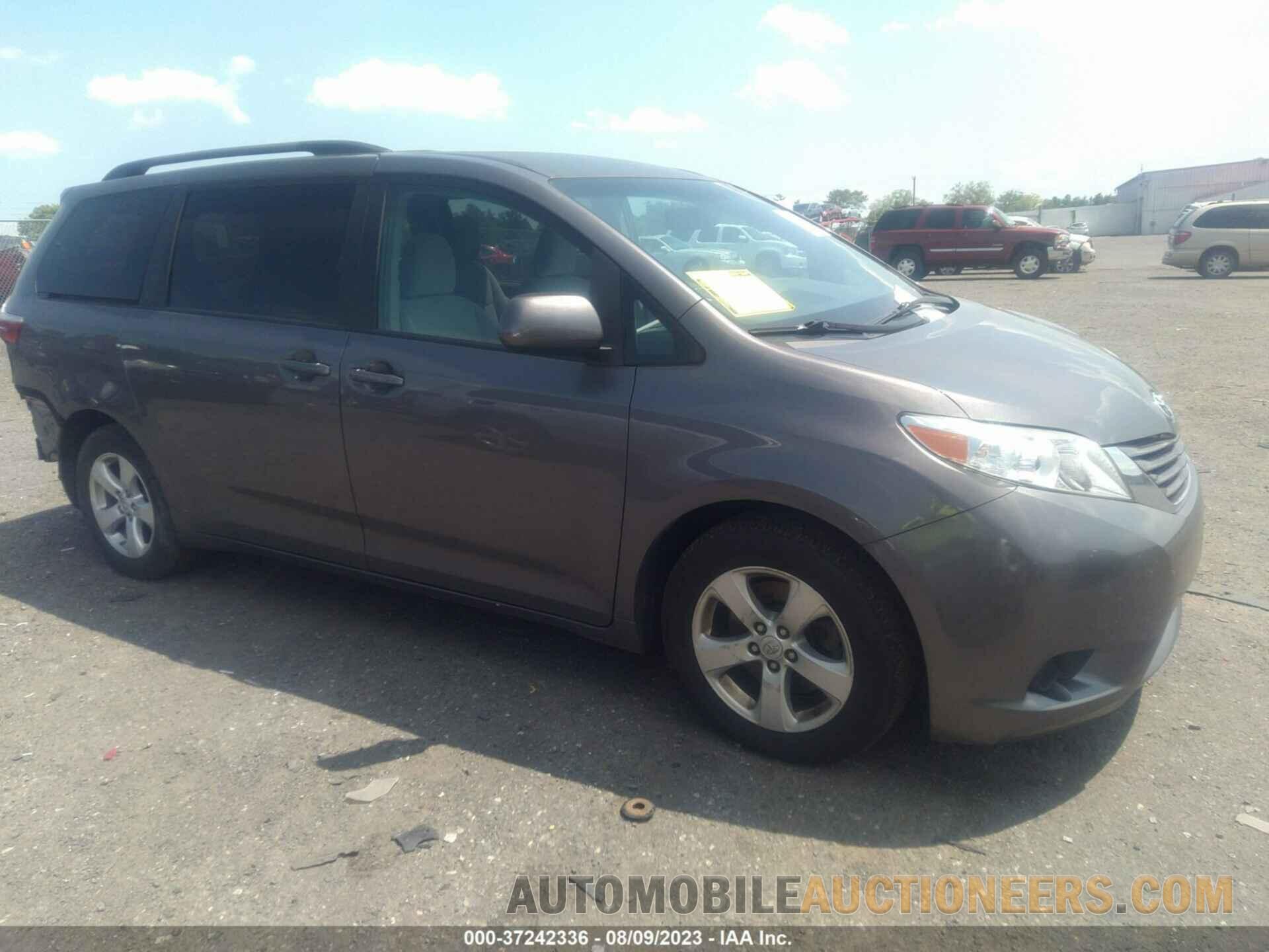 5TDKZ3DCXHS787052 TOYOTA SIENNA 2017