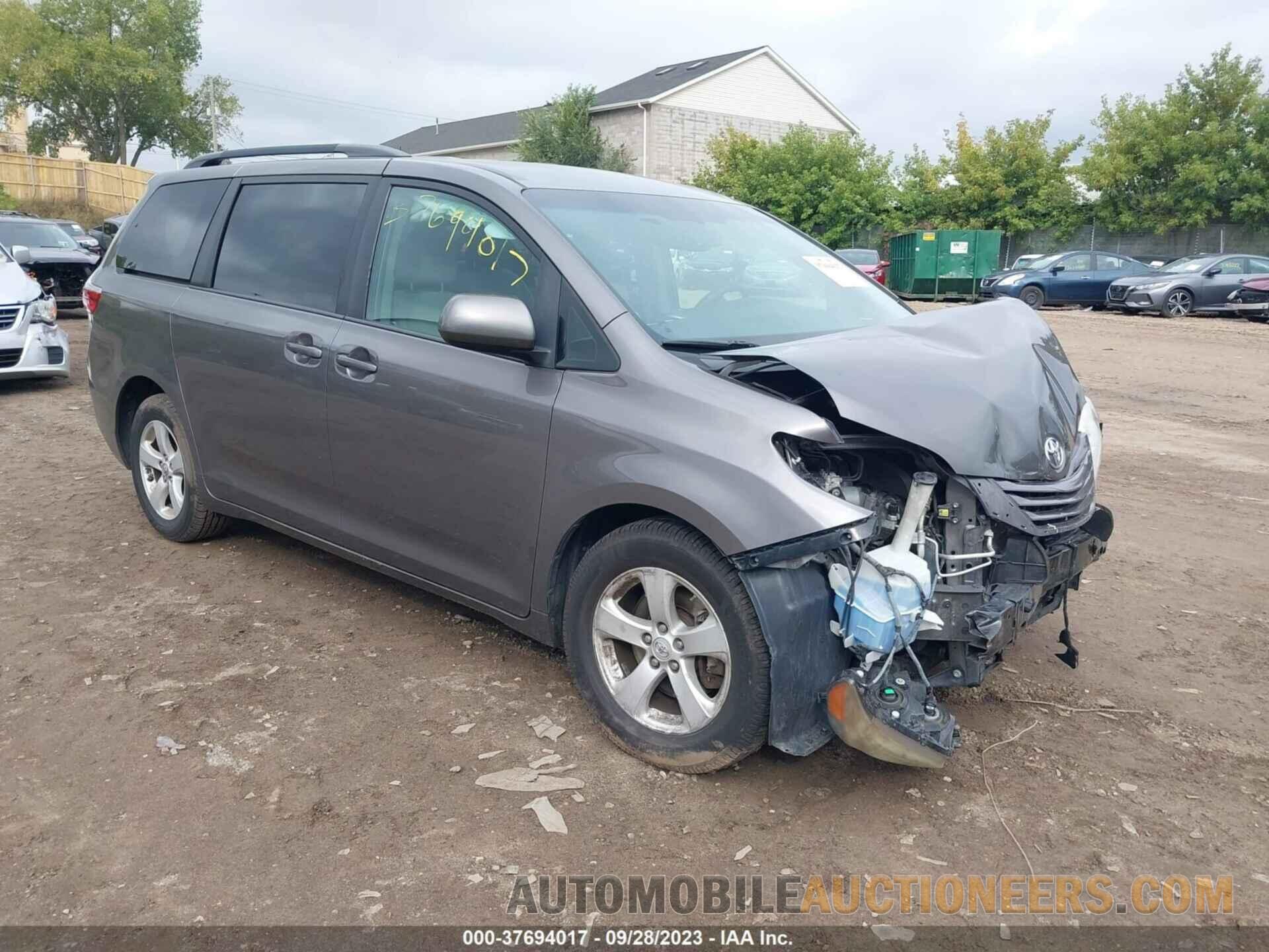 5TDKZ3DCXHS797497 TOYOTA SIENNA 2017