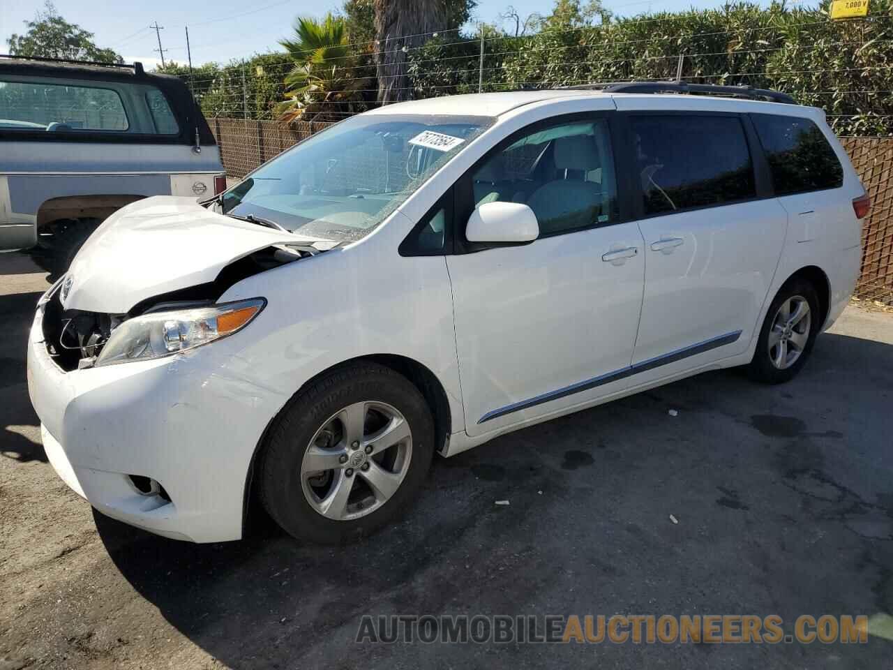 5TDKZ3DCXHS819000 TOYOTA All Models 2017