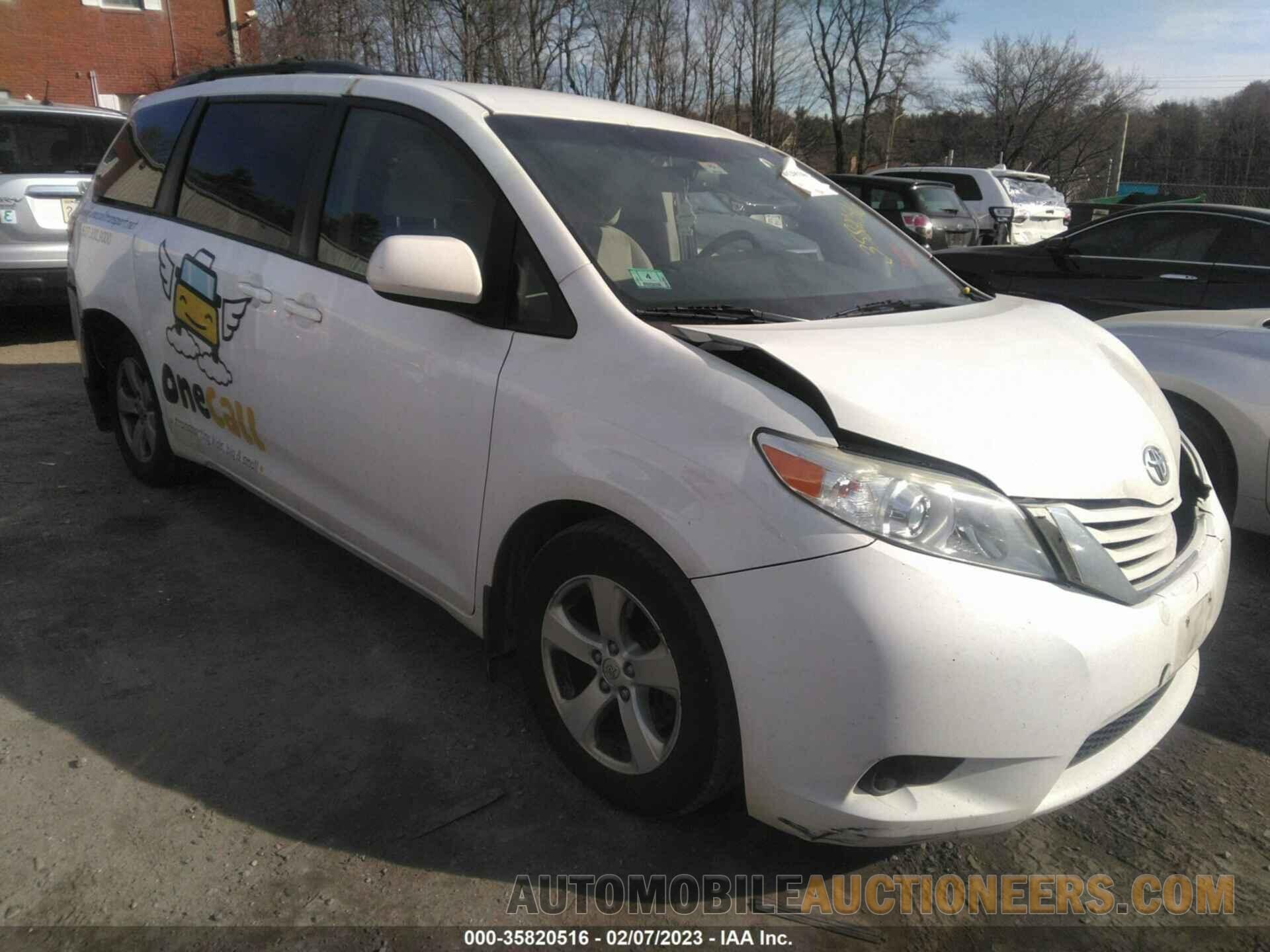 5TDKZ3DCXHS843586 TOYOTA SIENNA 2017