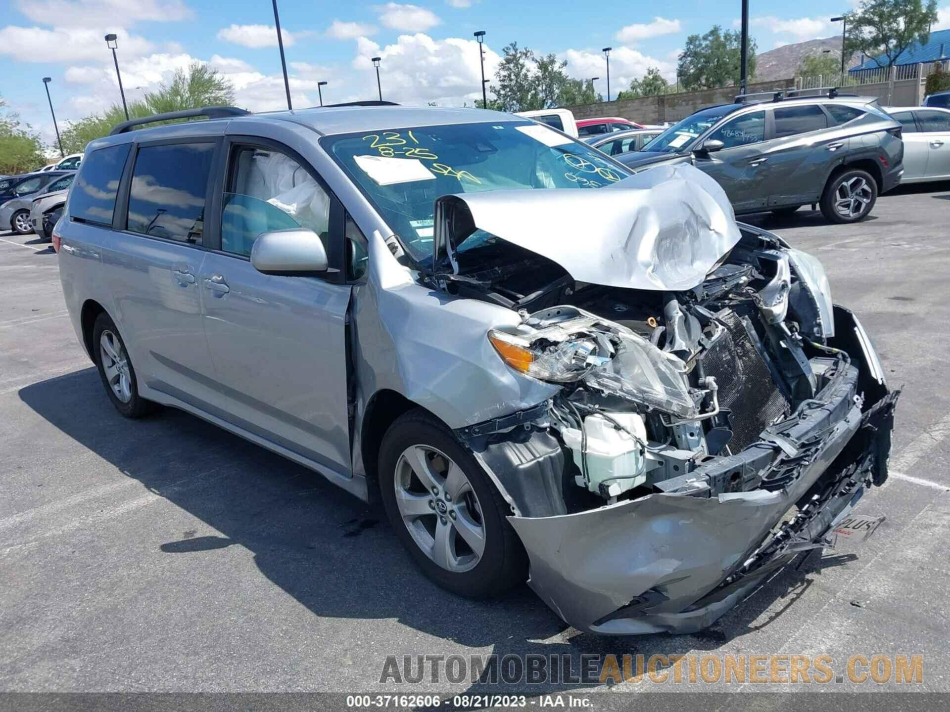 5TDKZ3DCXJS926215 TOYOTA SIENNA 2018