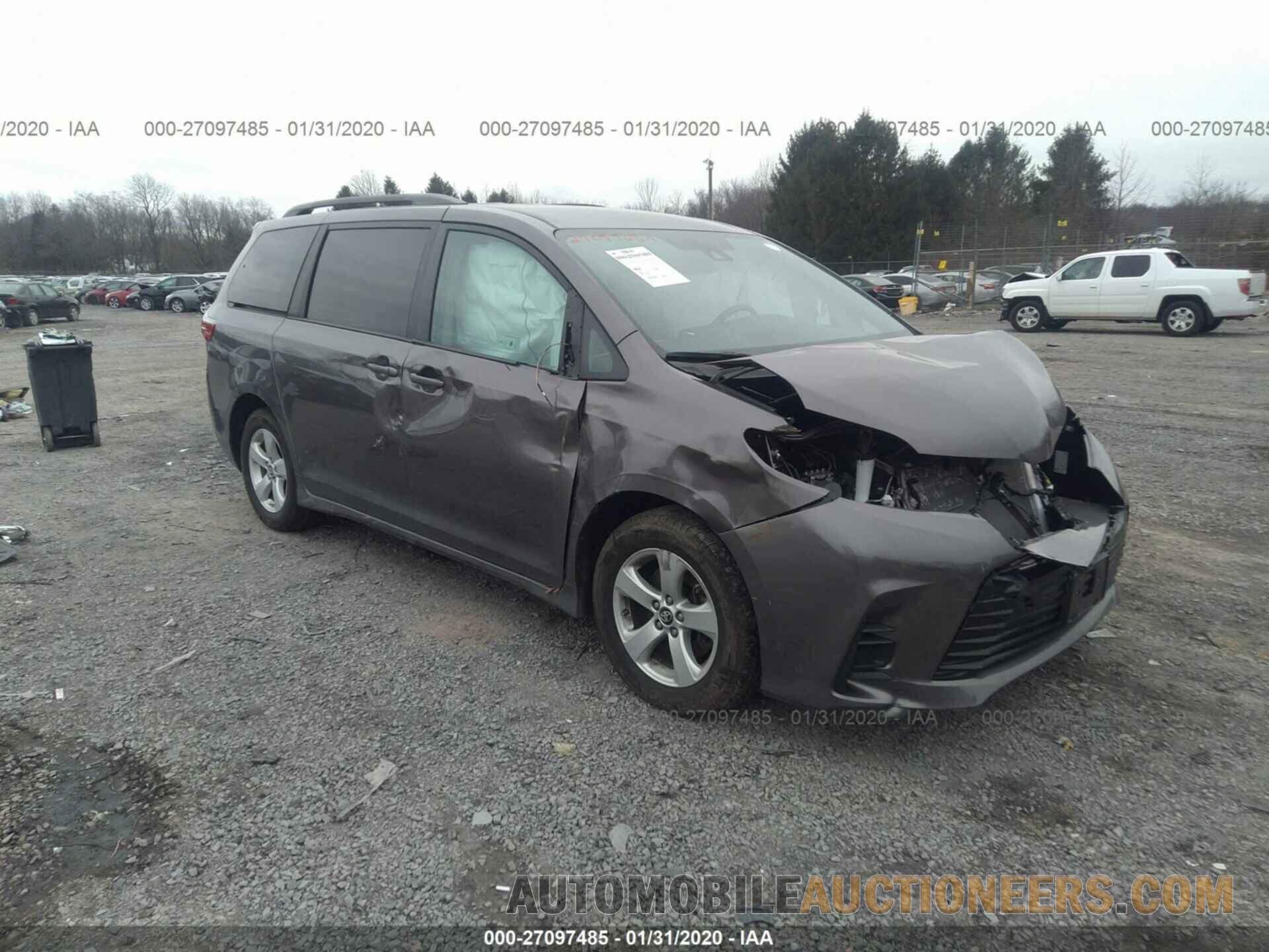 5TDKZ3DCXKS017599 TOYOTA SIENNA 2019