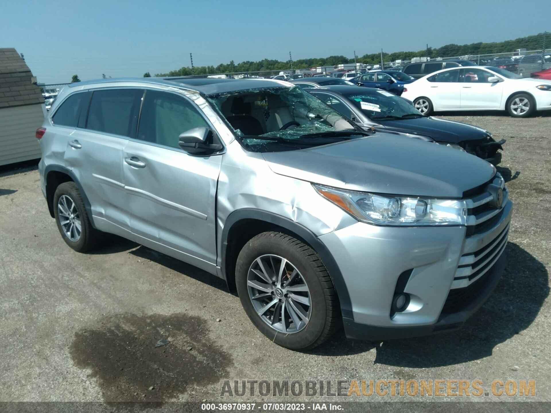 5TDKZRFH0HS217251 TOYOTA HIGHLANDER 2017