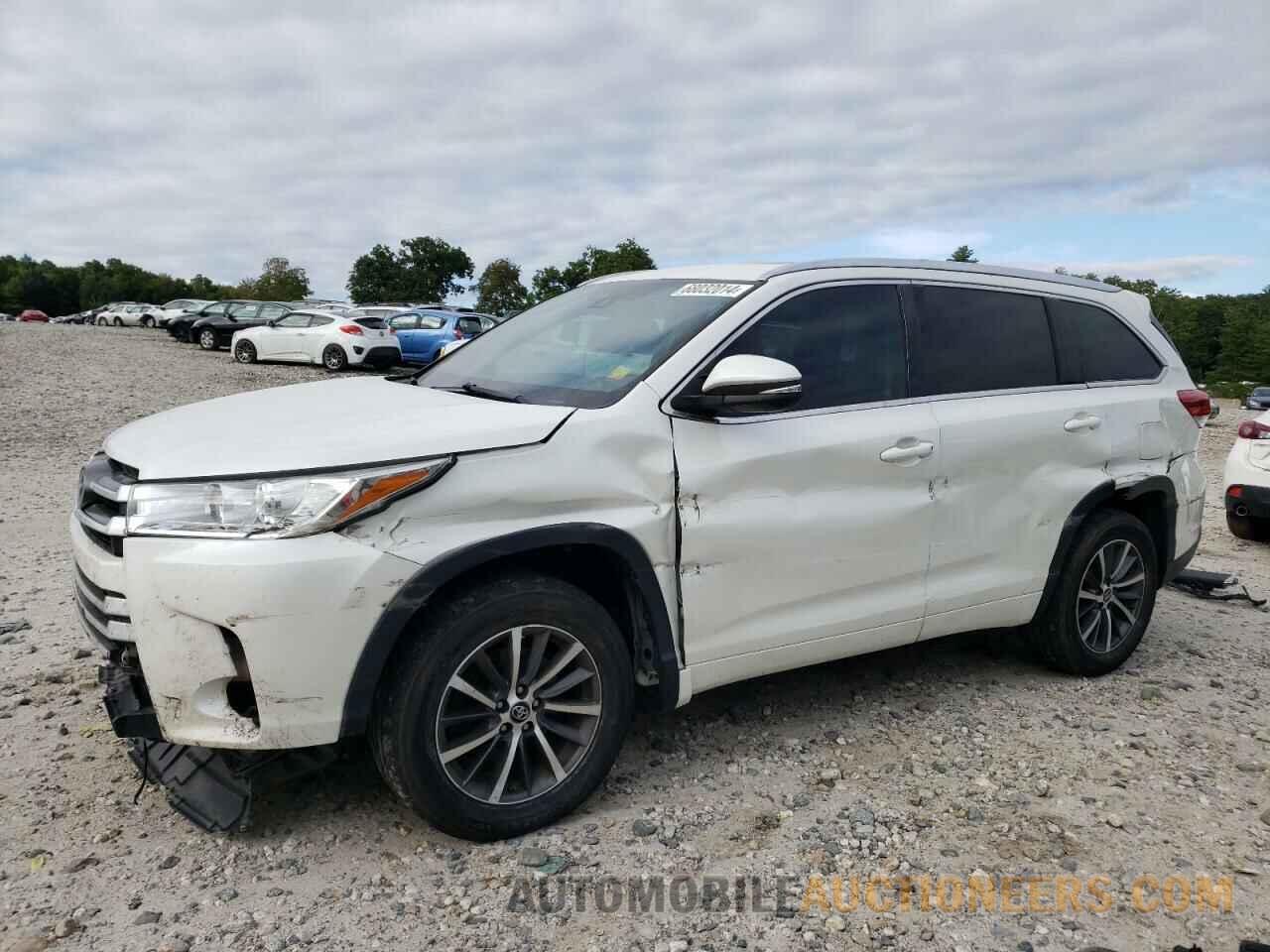 5TDKZRFH0HS520384 TOYOTA HIGHLANDER 2017