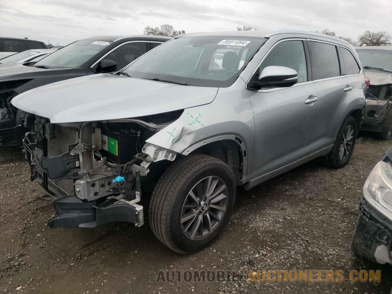 5TDKZRFH0JS282106 TOYOTA HIGHLANDER 2018