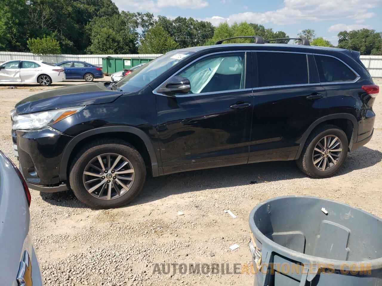 5TDKZRFH0JS529771 TOYOTA HIGHLANDER 2018