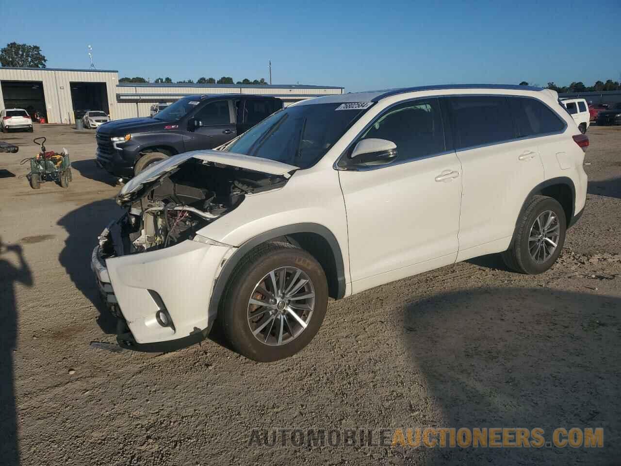 5TDKZRFH0JS536106 TOYOTA HIGHLANDER 2018