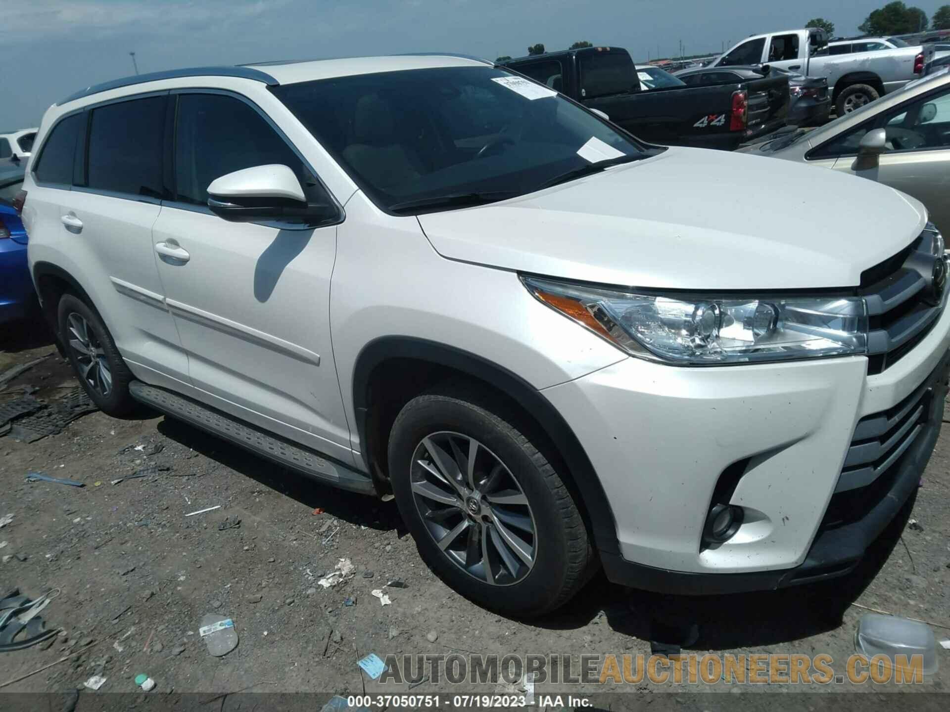 5TDKZRFH0JS547395 TOYOTA HIGHLANDER 2018