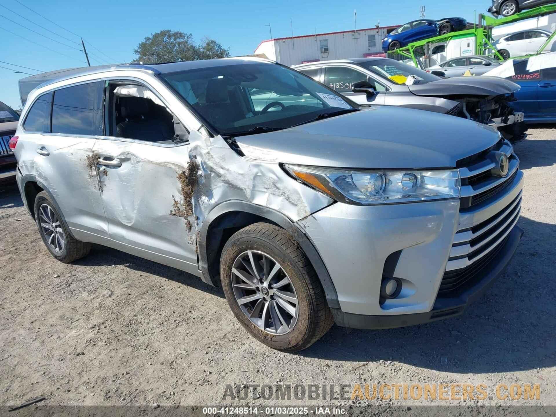 5TDKZRFH0JS548773 TOYOTA HIGHLANDER 2018