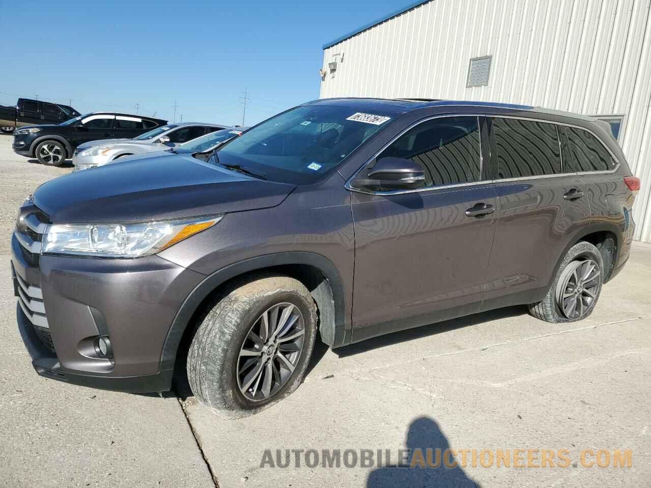 5TDKZRFH0KS315736 TOYOTA HIGHLANDER 2019