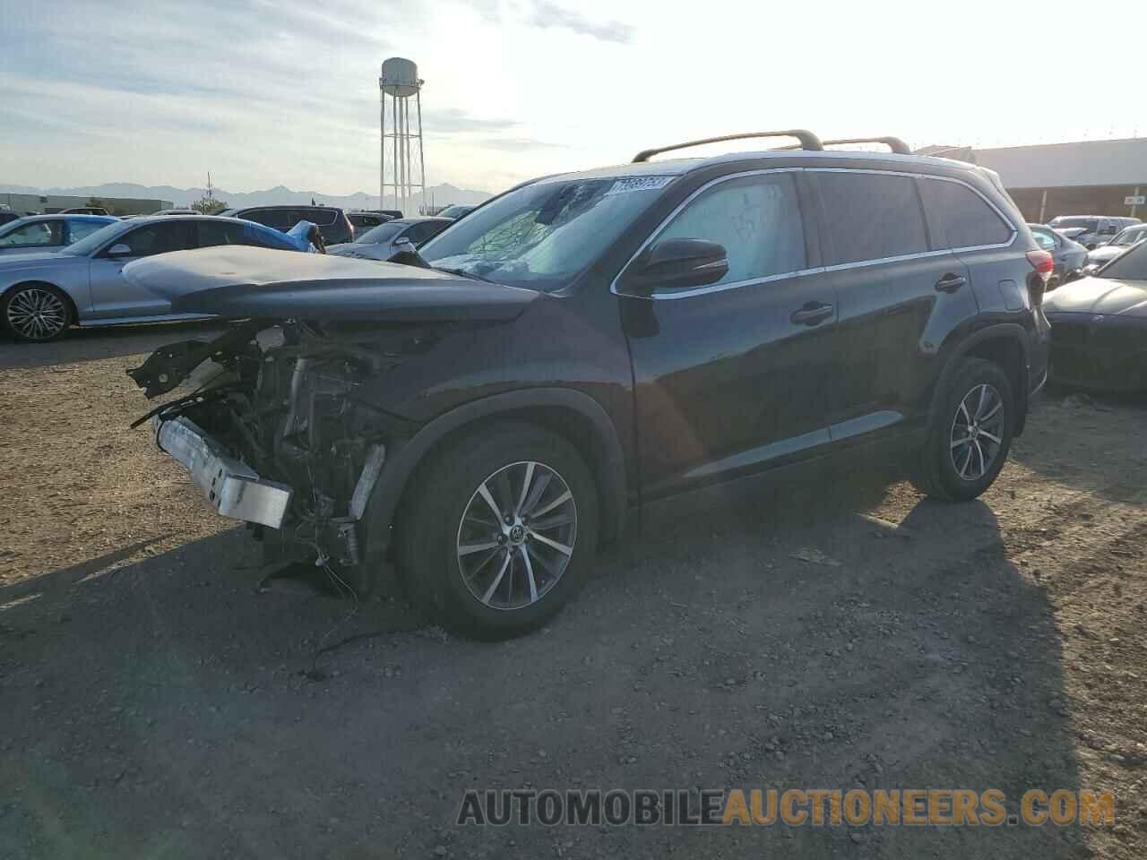 5TDKZRFH0KS550699 TOYOTA HIGHLANDER 2019