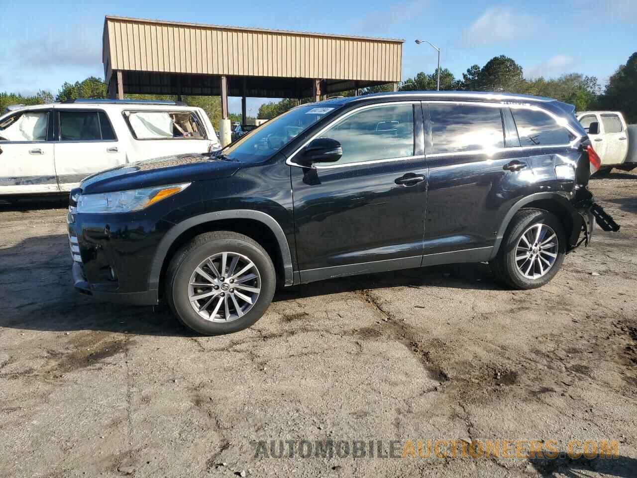 5TDKZRFH0KS558012 TOYOTA HIGHLANDER 2019