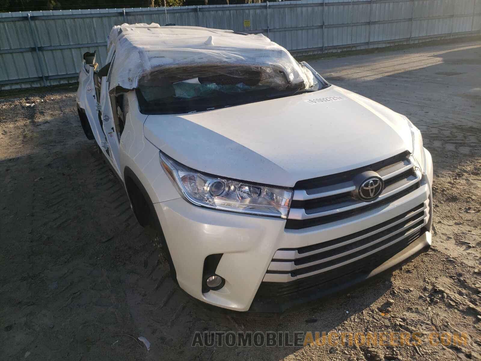 5TDKZRFH0KS575019 TOYOTA HIGHLANDER 2019