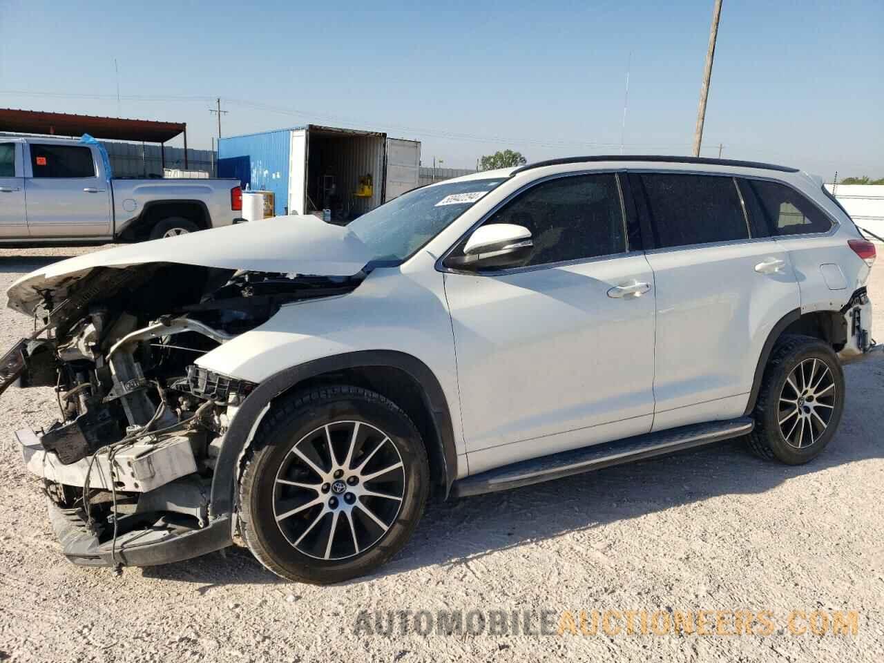 5TDKZRFH1HS512911 TOYOTA HIGHLANDER 2017