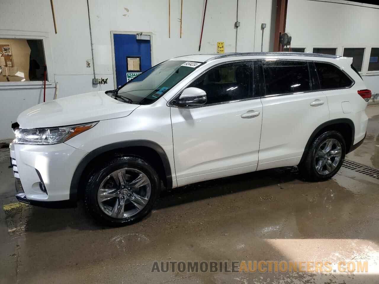 5TDKZRFH1JS274676 TOYOTA HIGHLANDER 2018