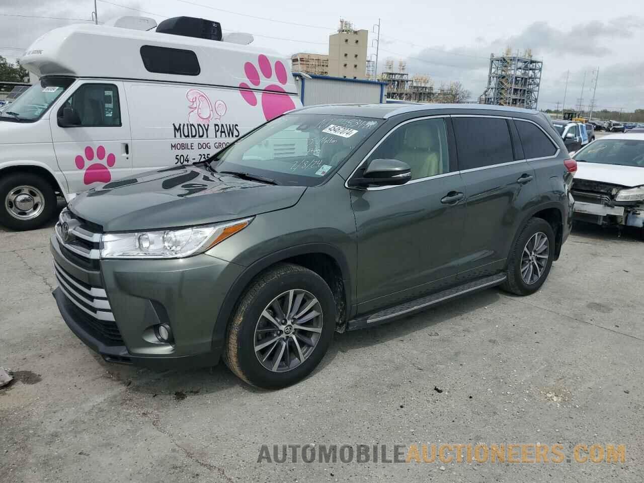 5TDKZRFH1JS287069 TOYOTA HIGHLANDER 2018