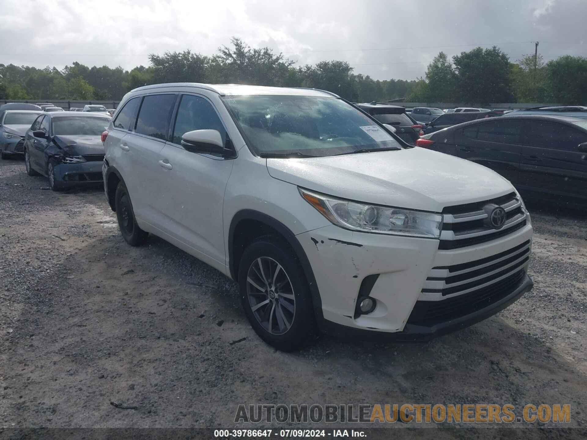 5TDKZRFH1JS528502 TOYOTA HIGHLANDER 2018