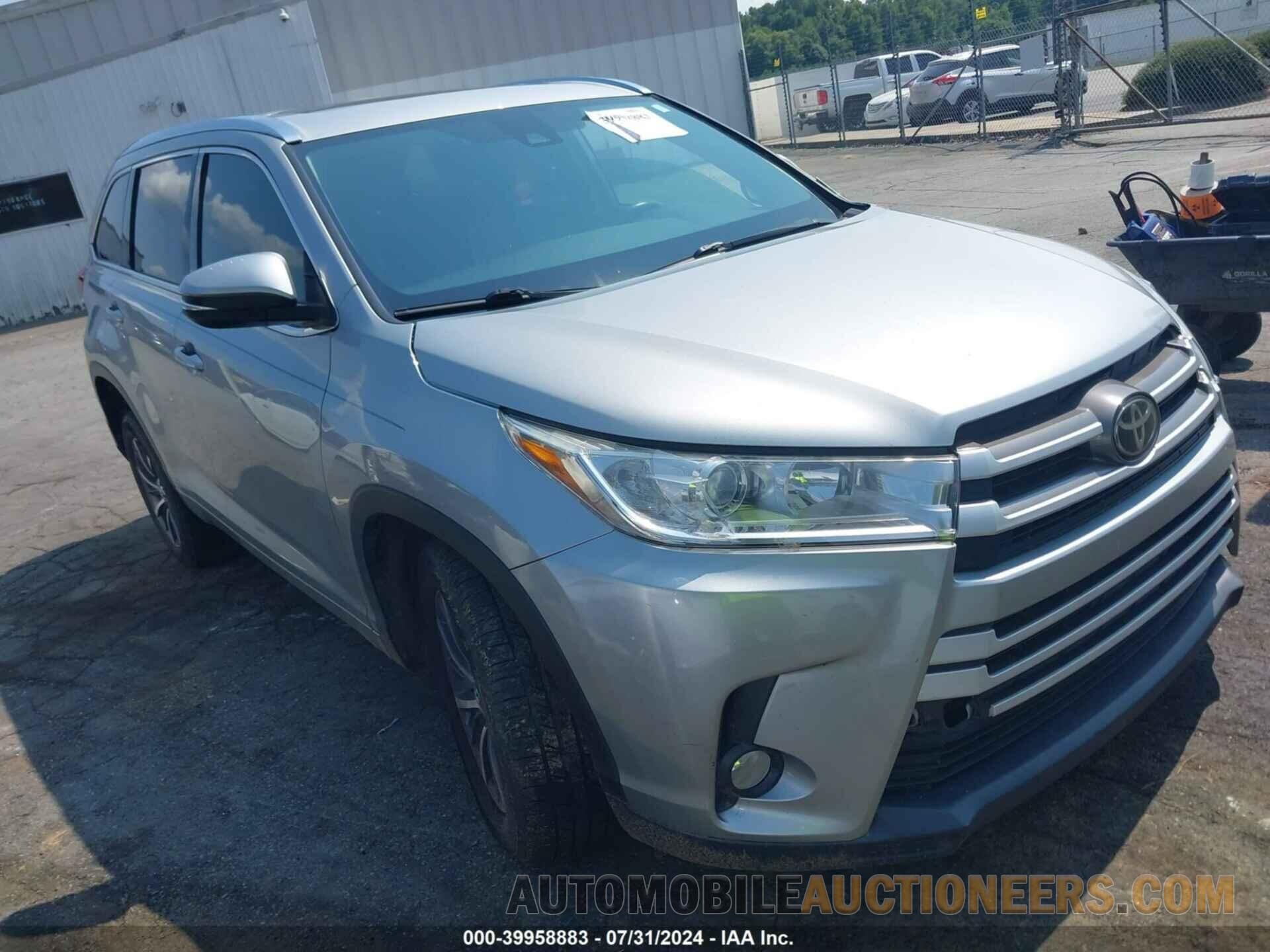 5TDKZRFH1JS544800 TOYOTA HIGHLANDER 2018