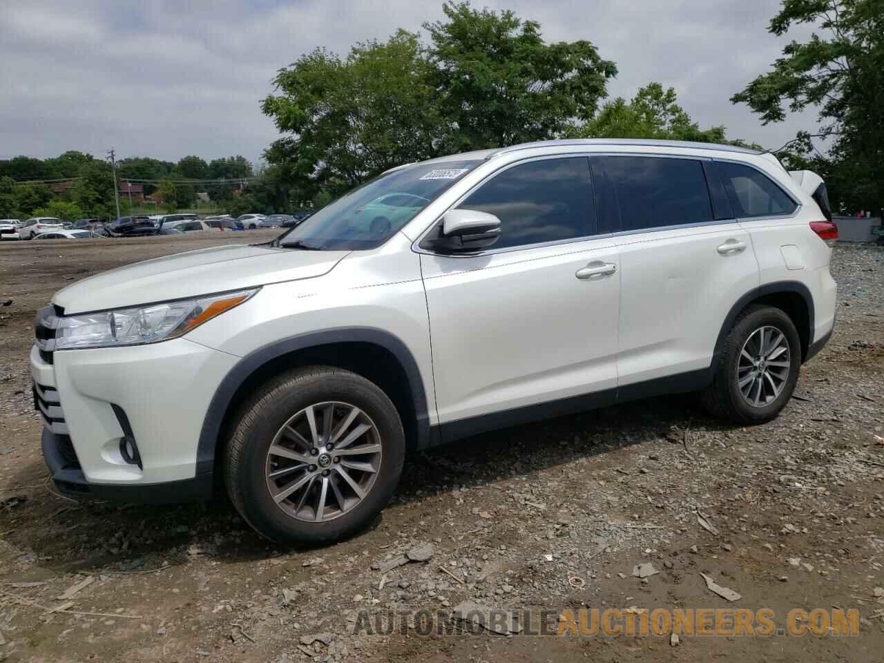 5TDKZRFH1KS561307 TOYOTA HIGHLANDER 2019