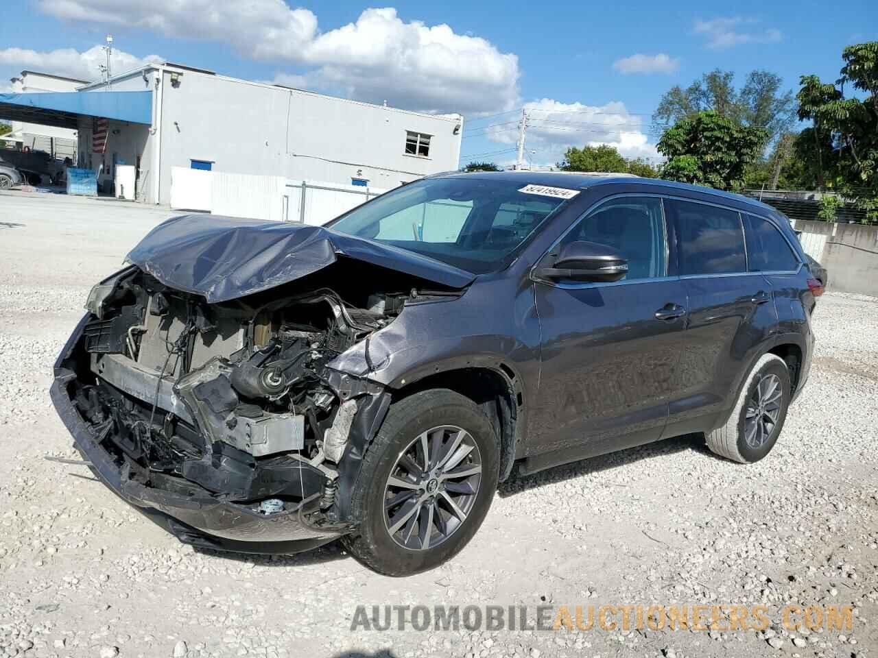 5TDKZRFH1KS564899 TOYOTA HIGHLANDER 2019