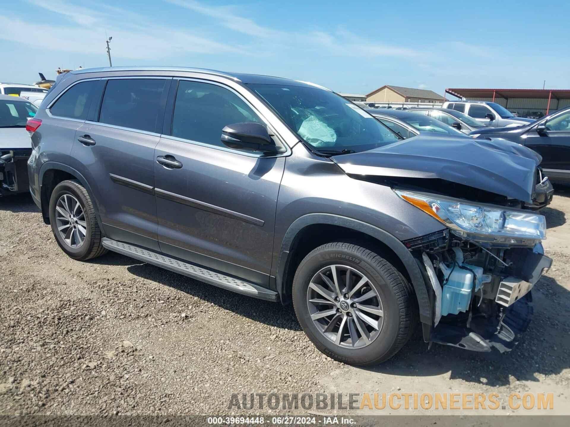 5TDKZRFH1KS568273 TOYOTA HIGHLANDER 2019