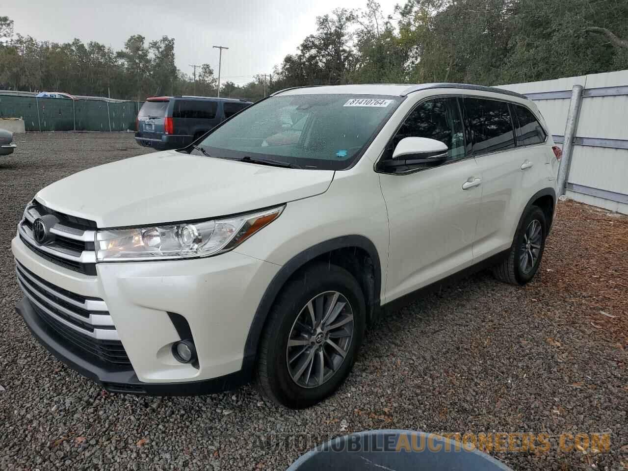 5TDKZRFH1KS571240 TOYOTA HIGHLANDER 2019