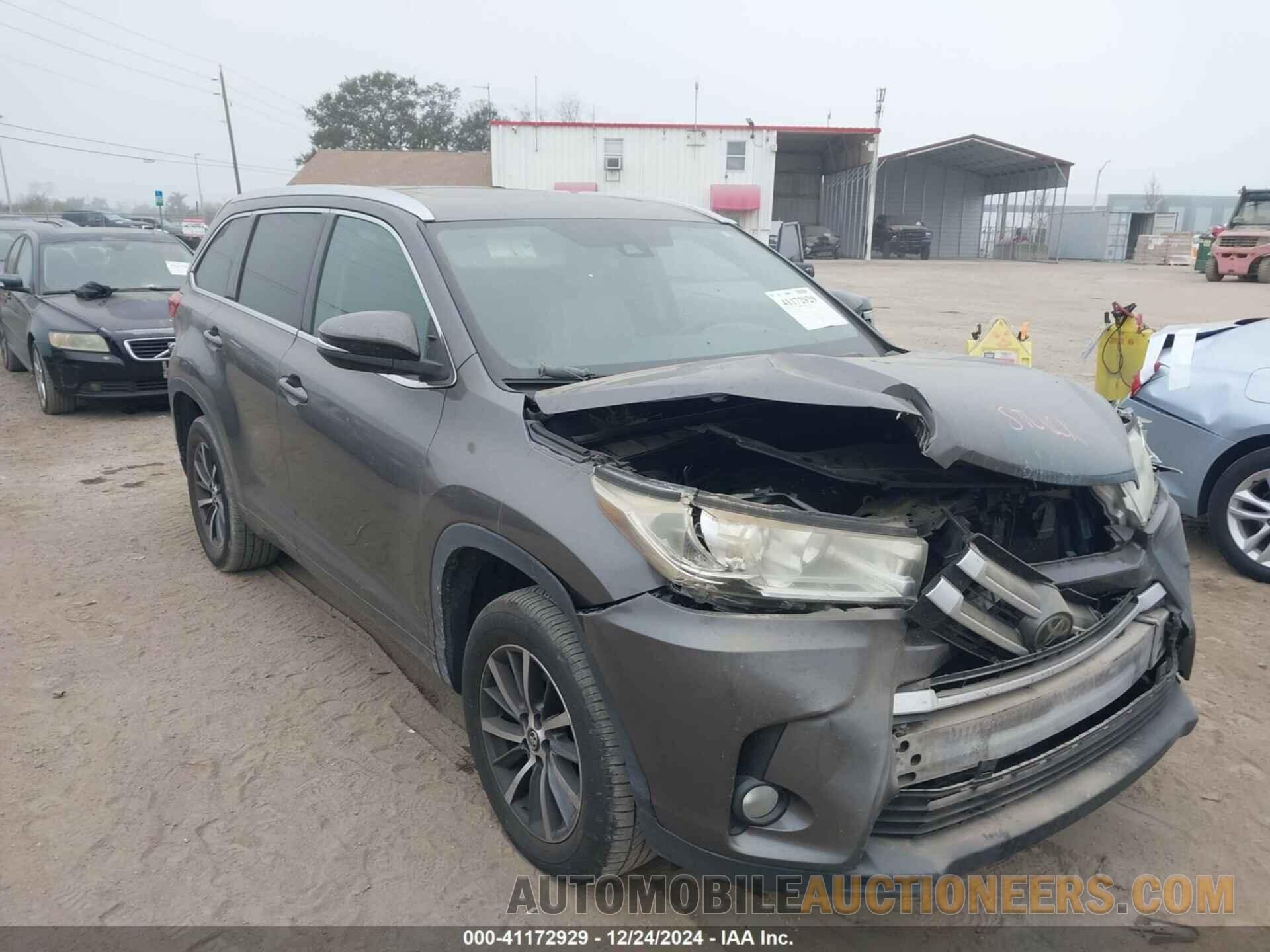 5TDKZRFH2HS195429 TOYOTA HIGHLANDER 2017