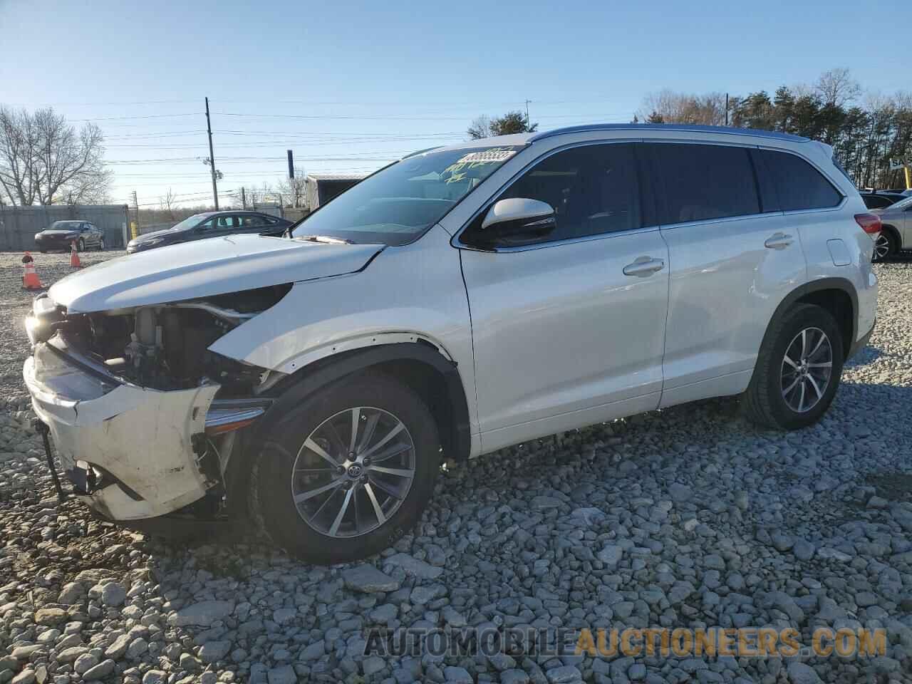 5TDKZRFH2HS513159 TOYOTA HIGHLANDER 2017