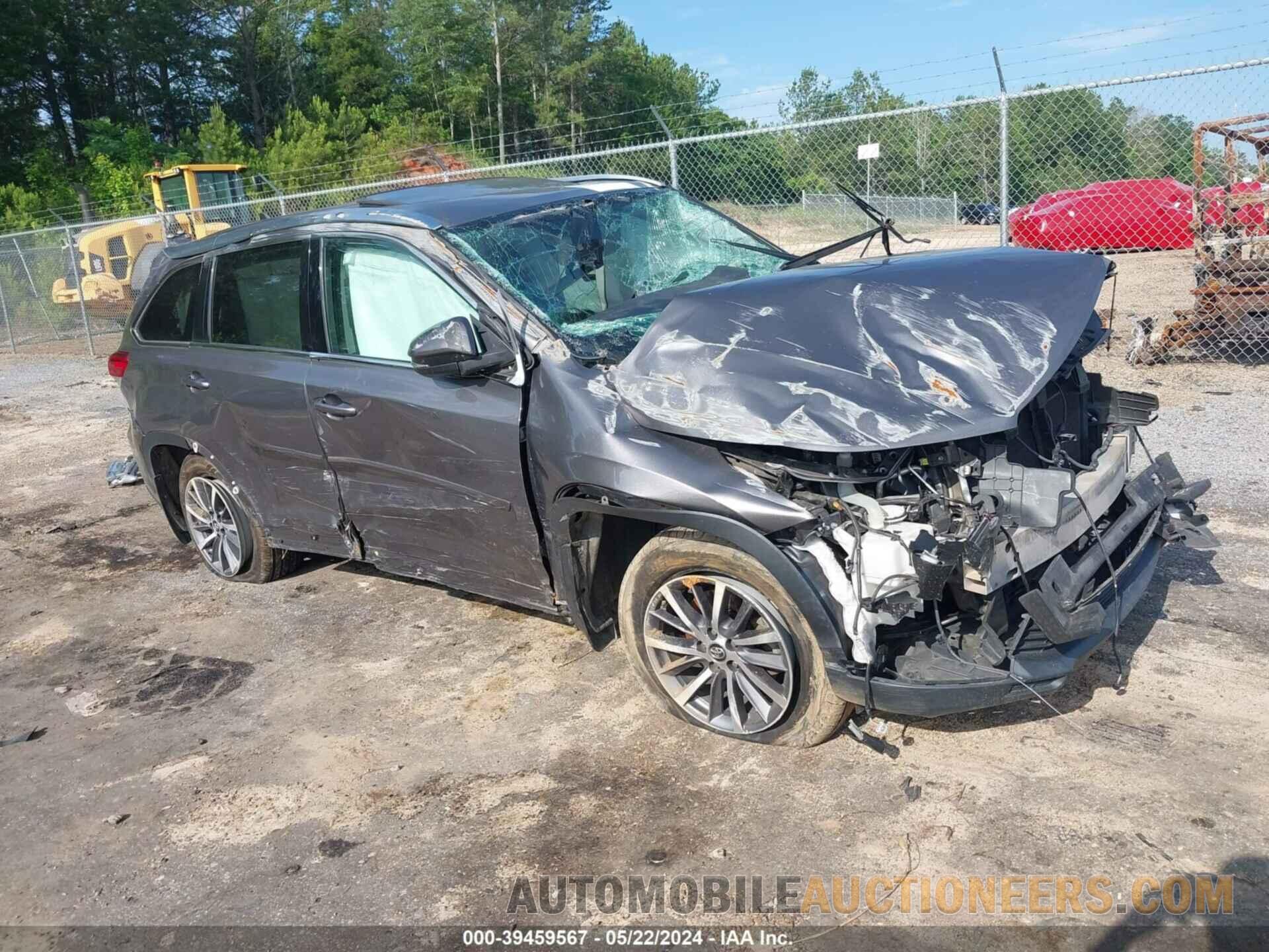 5TDKZRFH2HS524825 TOYOTA HIGHLANDER 2017