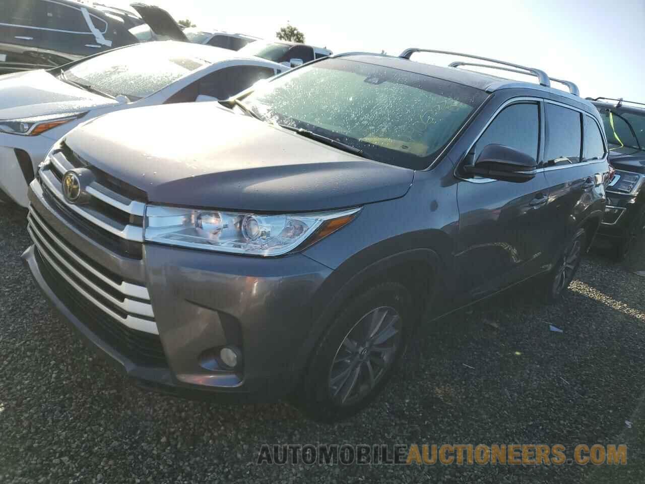 5TDKZRFH2JS527505 TOYOTA HIGHLANDER 2018