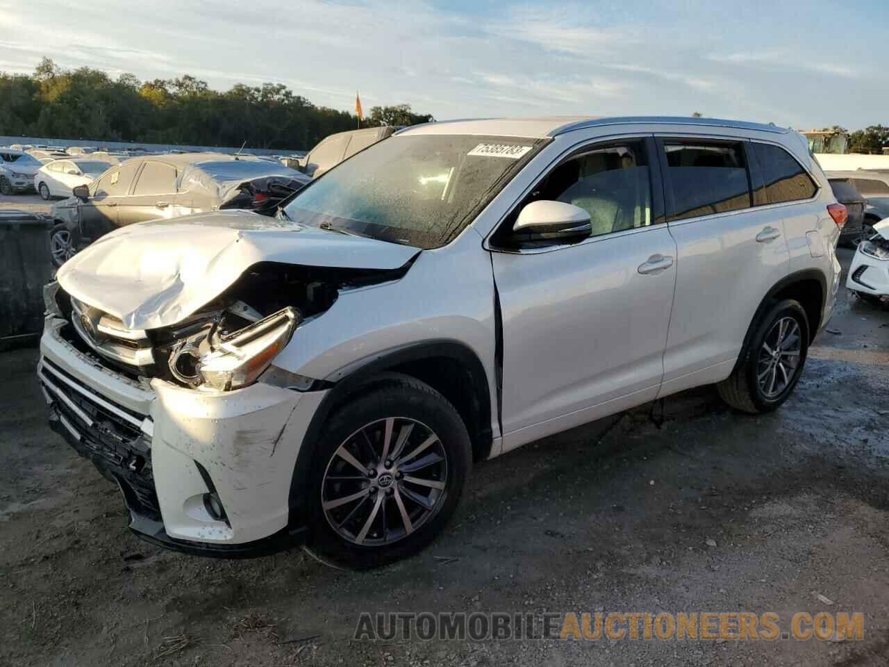 5TDKZRFH2JS529903 TOYOTA HIGHLANDER 2018