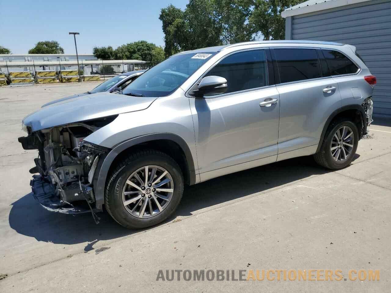 5TDKZRFH2JS537015 TOYOTA HIGHLANDER 2018