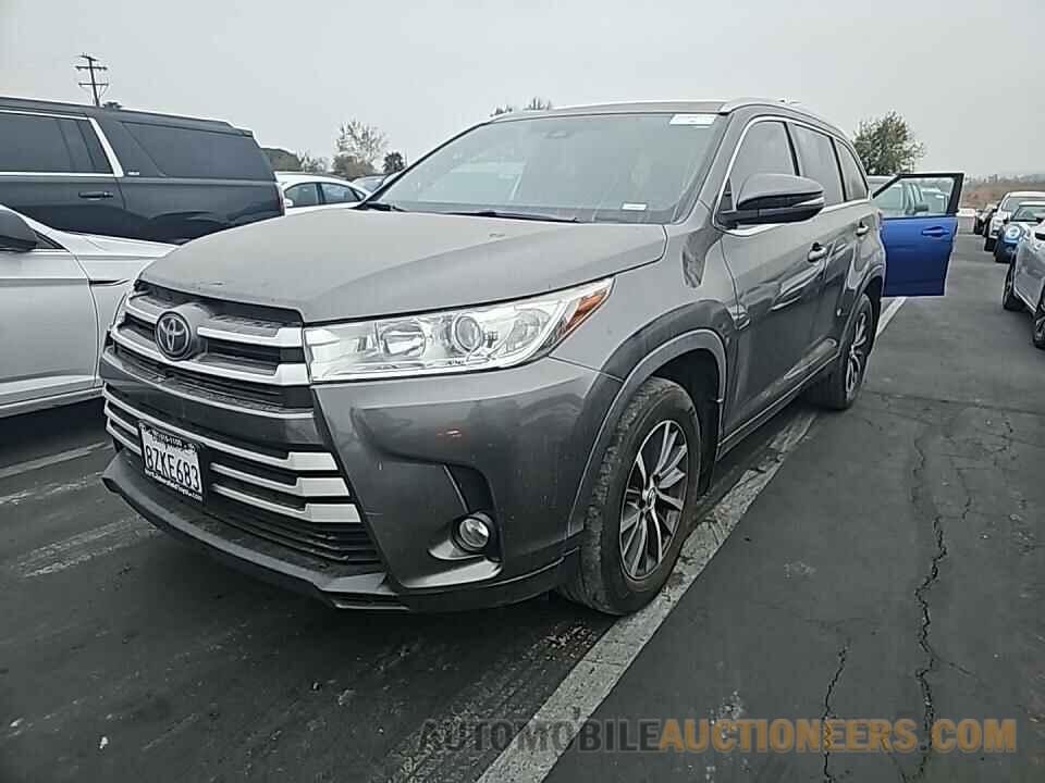 5TDKZRFH2JS538360 Toyota Highlander 2018