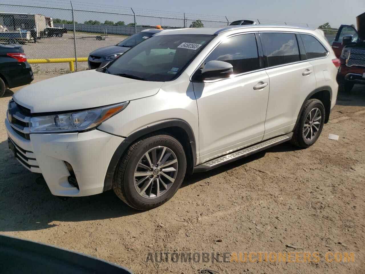 5TDKZRFH2JS540917 TOYOTA HIGHLANDER 2018