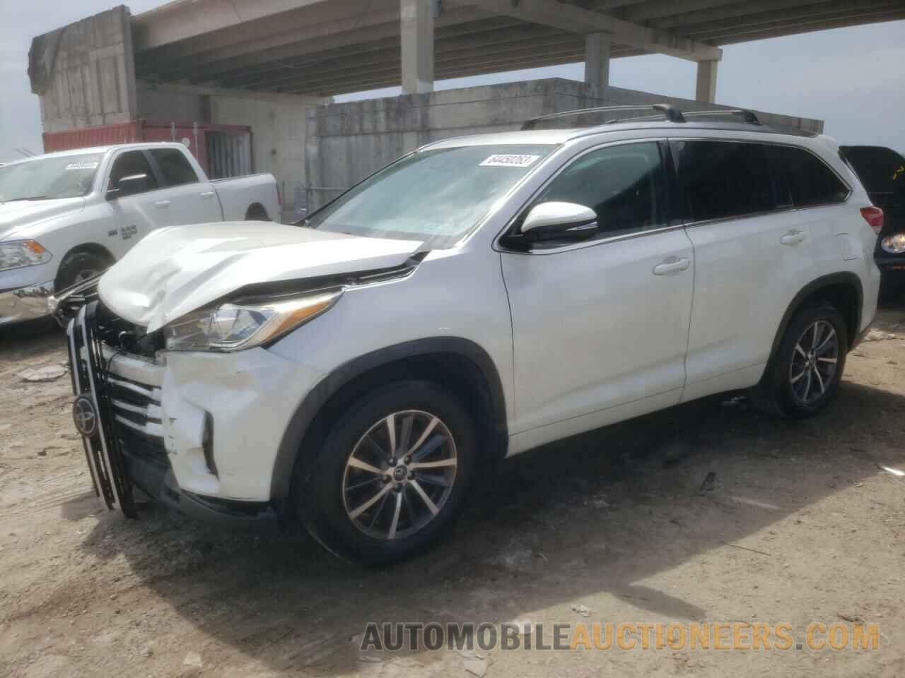 5TDKZRFH2JS544711 TOYOTA HIGHLANDER 2018