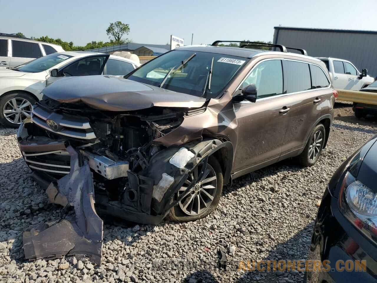 5TDKZRFH2KS317889 TOYOTA HIGHLANDER 2019