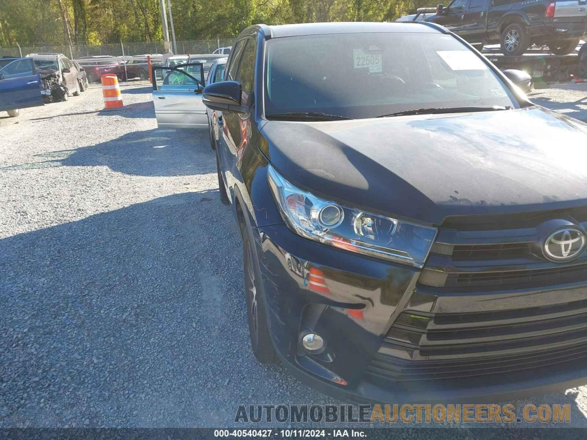 5TDKZRFH3HS188246 TOYOTA HIGHLANDER 2017