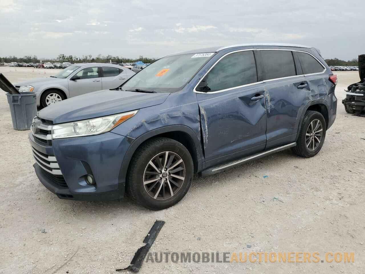 5TDKZRFH3HS194144 TOYOTA HIGHLANDER 2017