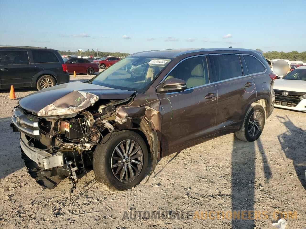 5TDKZRFH3HS222900 TOYOTA HIGHLANDER 2017