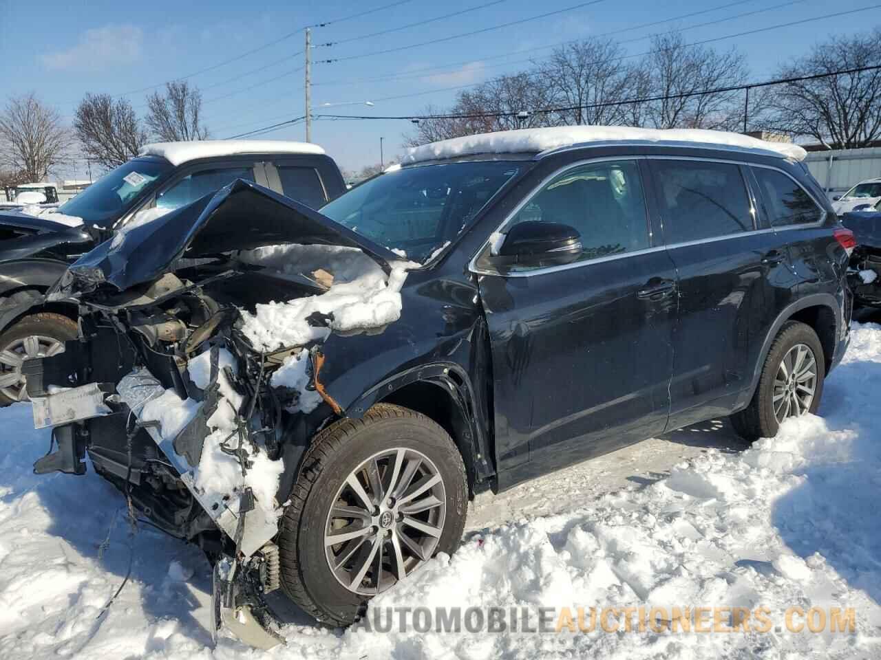 5TDKZRFH3HS517026 TOYOTA HIGHLANDER 2017