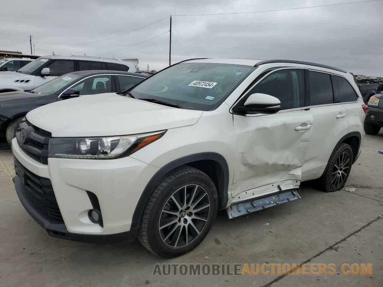 5TDKZRFH3HS518306 TOYOTA HIGHLANDER 2017